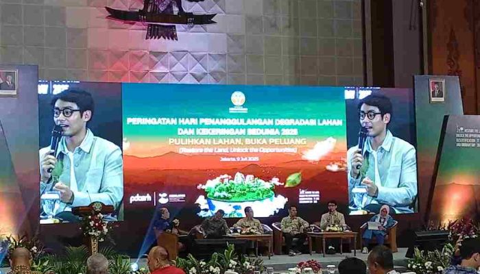 Kemenhut Peringati Hari Penanggulangan Degradasi Lahan dan Kekeringan Dunia 2025: Dorong Restorasi Lahan Dukung Pembangunan Hutan Inklusif. 